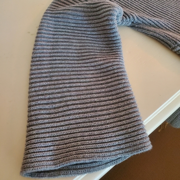 cotton Vince Camuto grey asymmetrical sweater - Picture 10 of 14